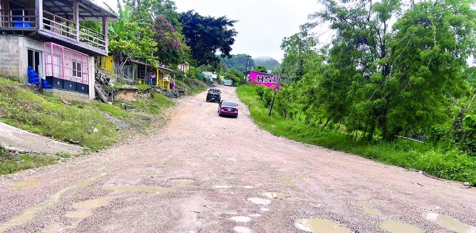 El deterioro de la carretera Tenares-Gaspar Hernández dispara pérdidas y reclamos de atención oficial