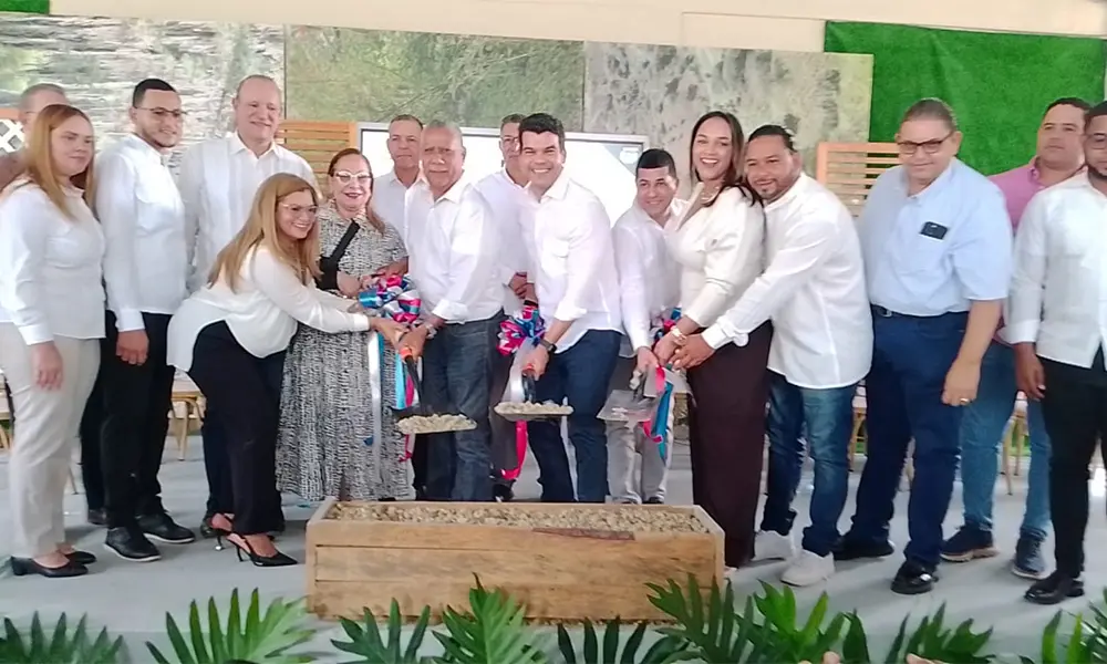 Arrancan en Sajoma los trabajos del nuevo acueducto y el Gobierno insiste en soluciones para la Sierra