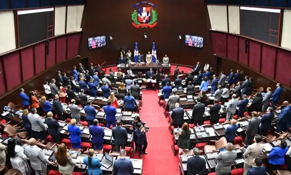 Cinco iniciativas para las madres permanecen sin aprobación en el Congreso en el cuatrienio 2024-2028