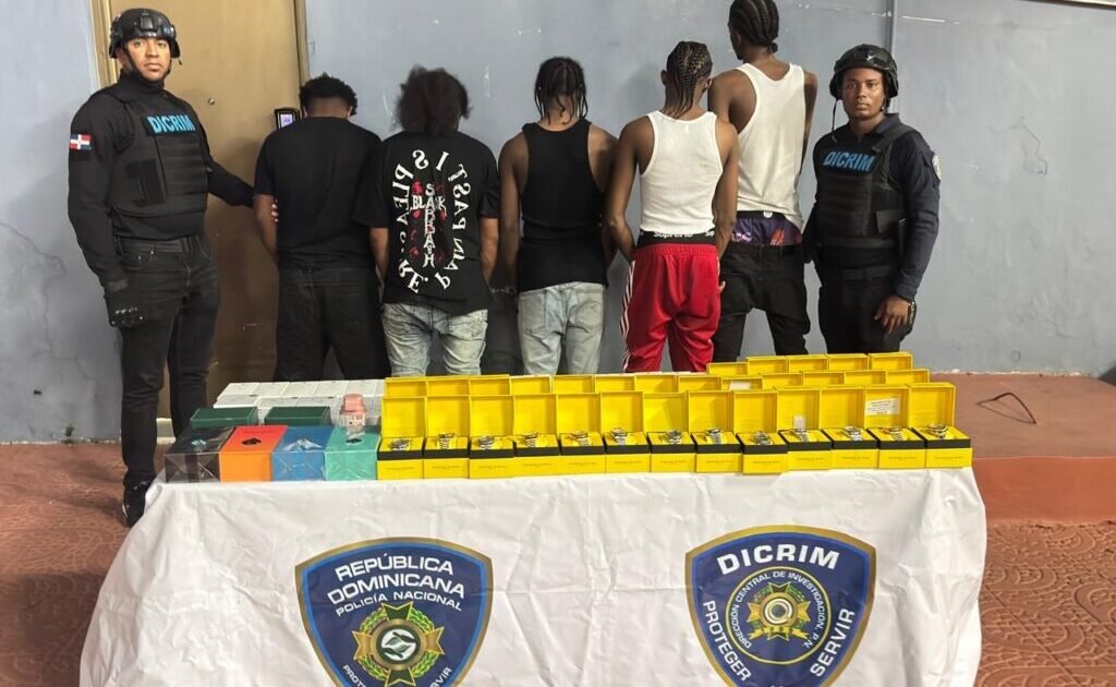Detienen a cinco por fraudes electrónicos en Villa Francisca y sigue prófugo un sexto sospechoso