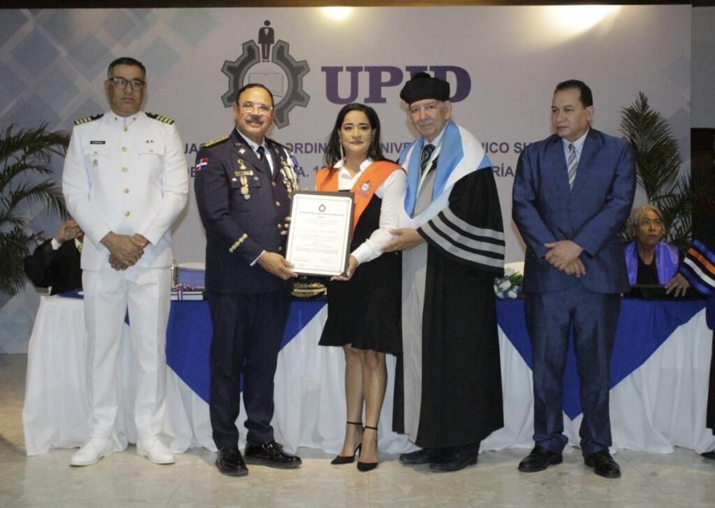 Policía presenta capacitaciones, convenios y contactos internacionales en medio de la reforma institucional