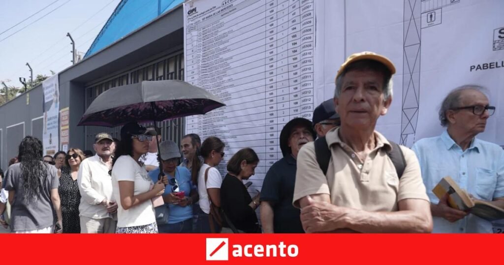 Perú pide acatar el voto mientras la segunda vuelta transcurre bajo fuerte tensión institucional