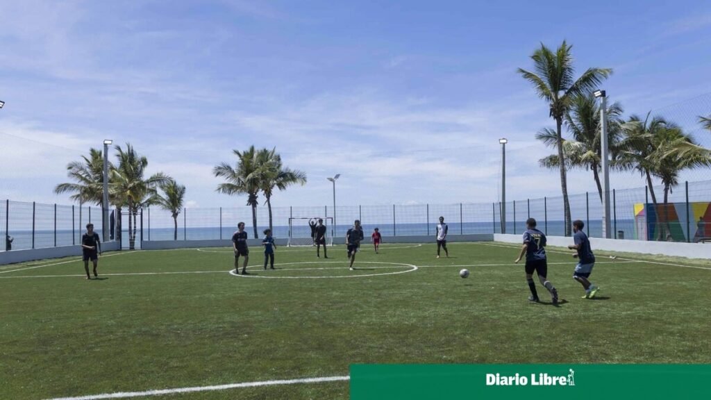 Alcaldía del DN anuncia pantallas gratis para el Mundial en el Malecón y deja horarios en redes