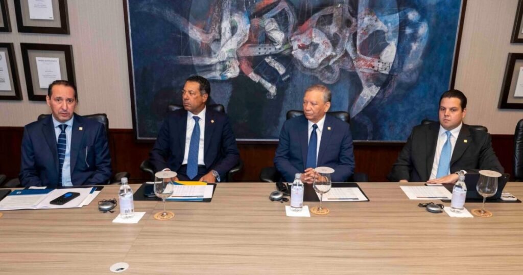 Banreservas y FMI revisan la economía dominicana ante un entorno internacional desafiante