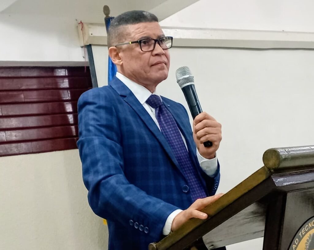Ricardo Nieves alerta sobre la desinformación digital y pide una comunicación guiada por la verdad