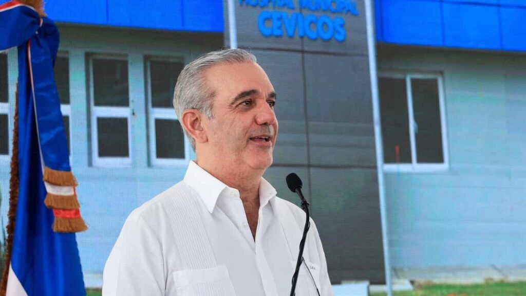 Abinader despliega en Santiago una agenda de inauguraciones, recorridos y supervisiones