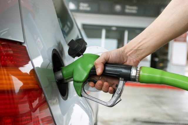 Gobierno congela por tres meses los combustibles tras un subsidio de RD$555.7 millones y nuevos aumentos