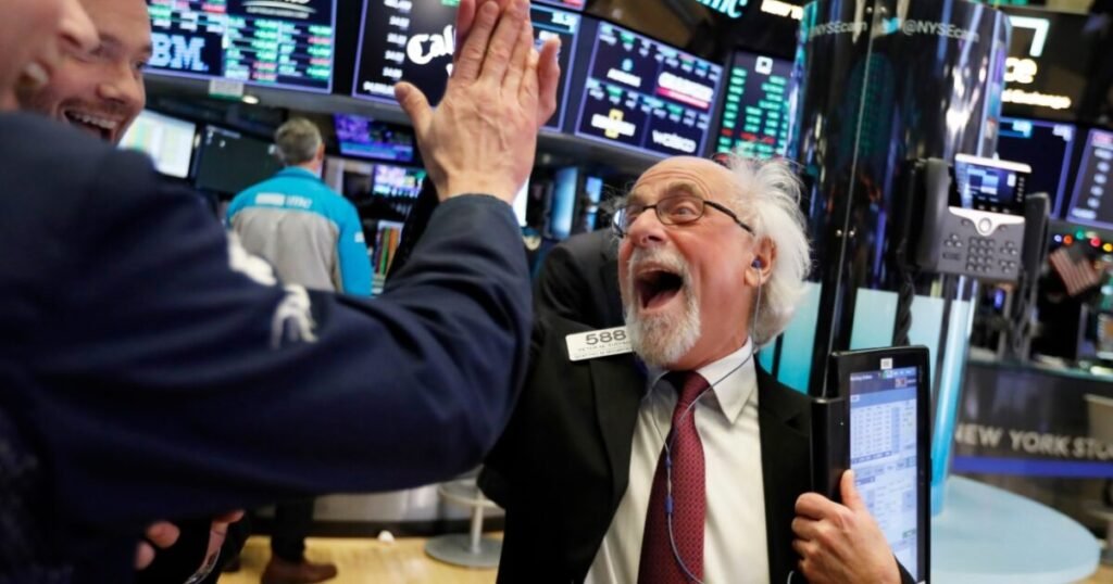 Wall Street avanza con prudencia mientras la escalada con Irán aumenta la presión sobre los mercados