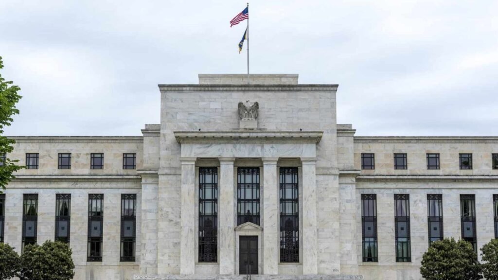 Decisión de la FED vuelve a exponer los límites de la política monetaria dominicana