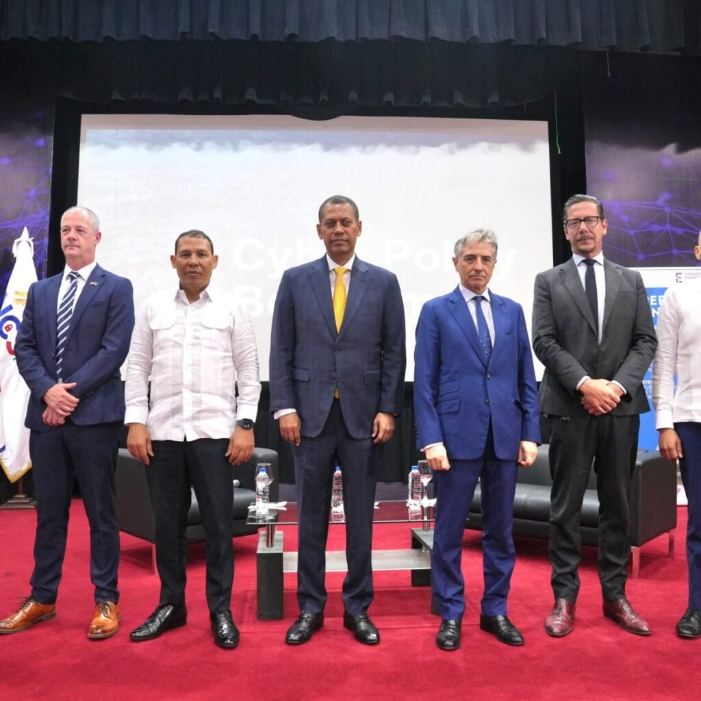 Santo Domingo acoge cumbre regional de ciberseguridad con presión para convertir el debate en protección real