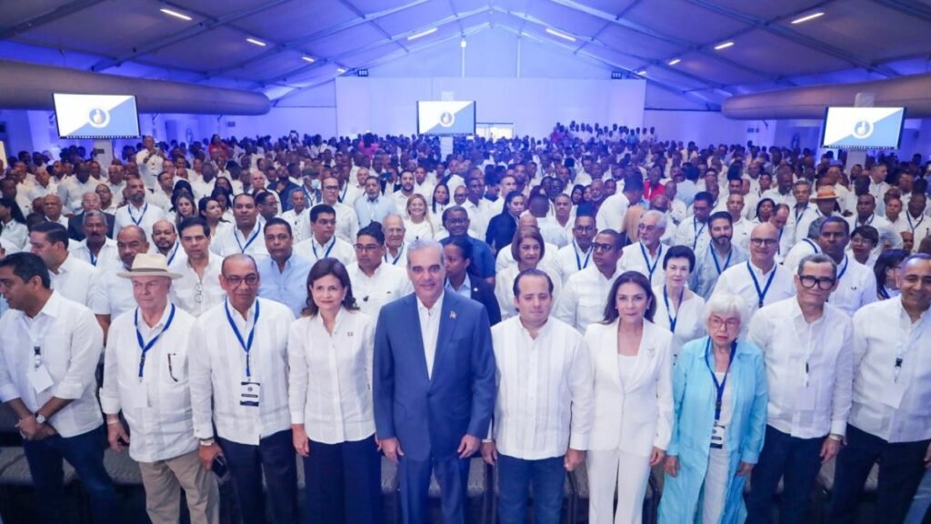 PRM aprueba una nueva etapa interna y Abinader centra la ruta hacia 2028