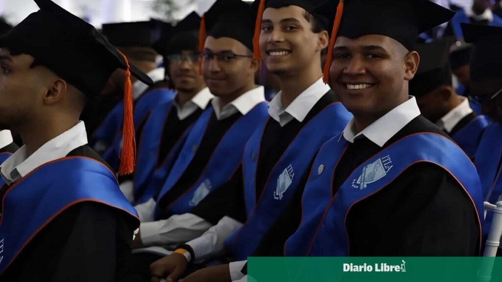 ITLA gradúa a 642 profesionales y vuelve a centrar la atención en el uso de recursos y resultados oficiales