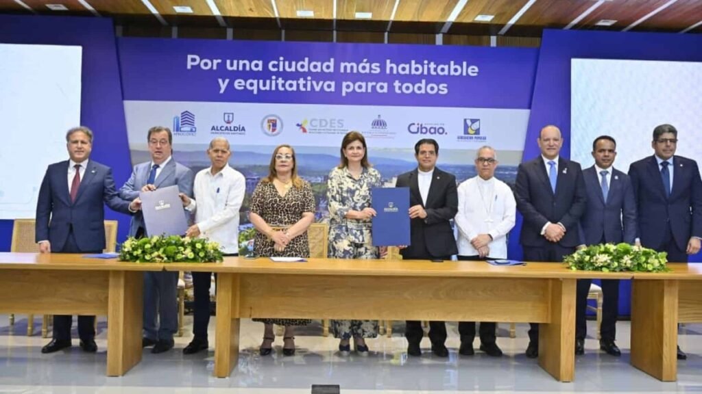 Santiago formaliza pacto urbano hacia 2035 y enfrenta el desafío de llevar la planificación a hechos