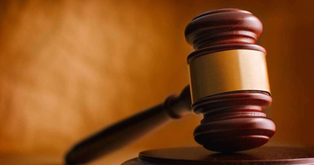 Empresario chino queda en libertad bajo fianza por acusación de violencia de género