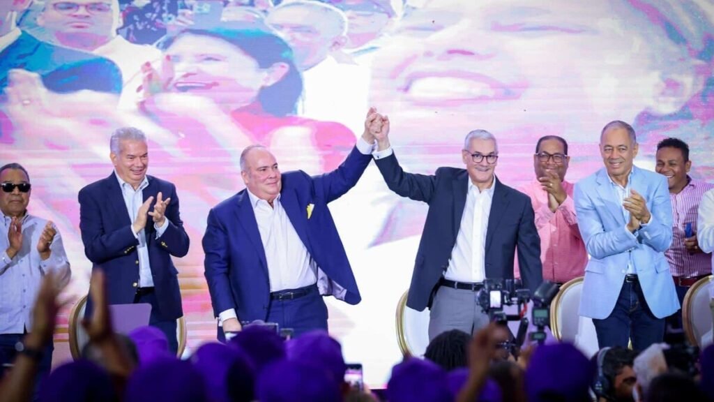 Mariotti baja su candidatura y cierra filas con Gonzalo Castillo en el PLD