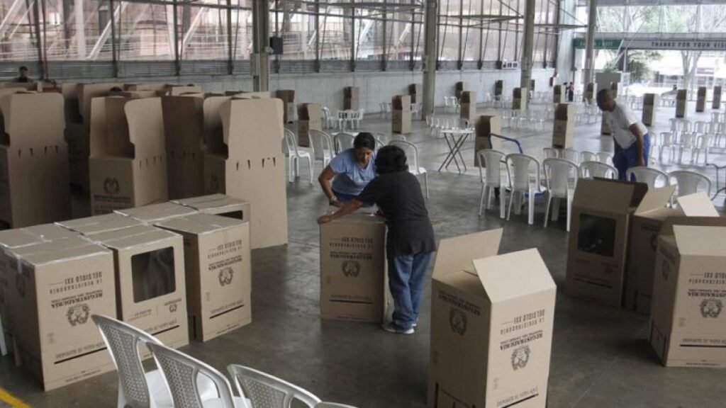 Colombia inicia el conteo presidencial entre dudas sobre la transparencia y tras una campaña marcada por la violencia