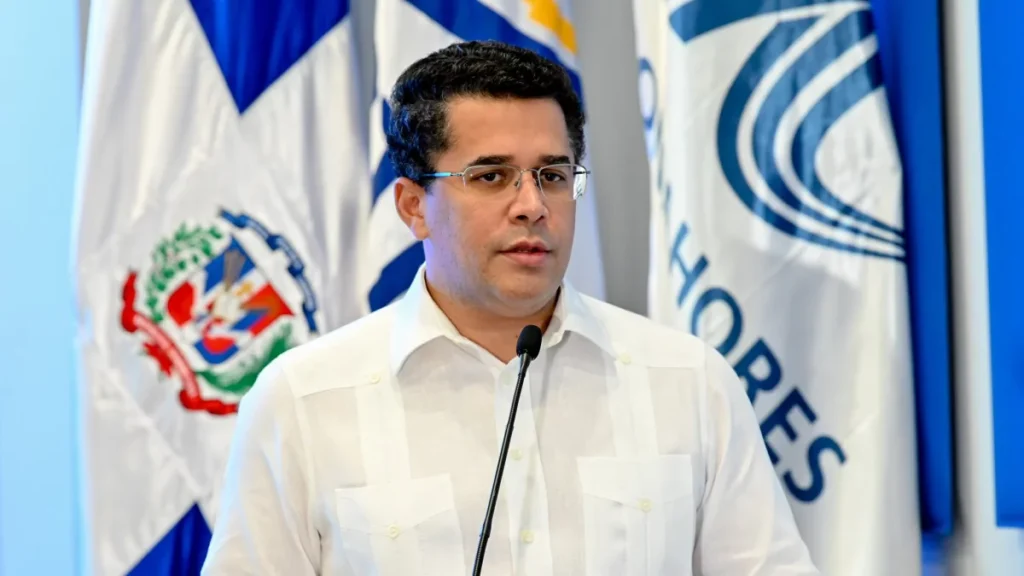 La alta favorabilidad de Collado y su agenda pública reavivan el debate sobre gestión y proyección política