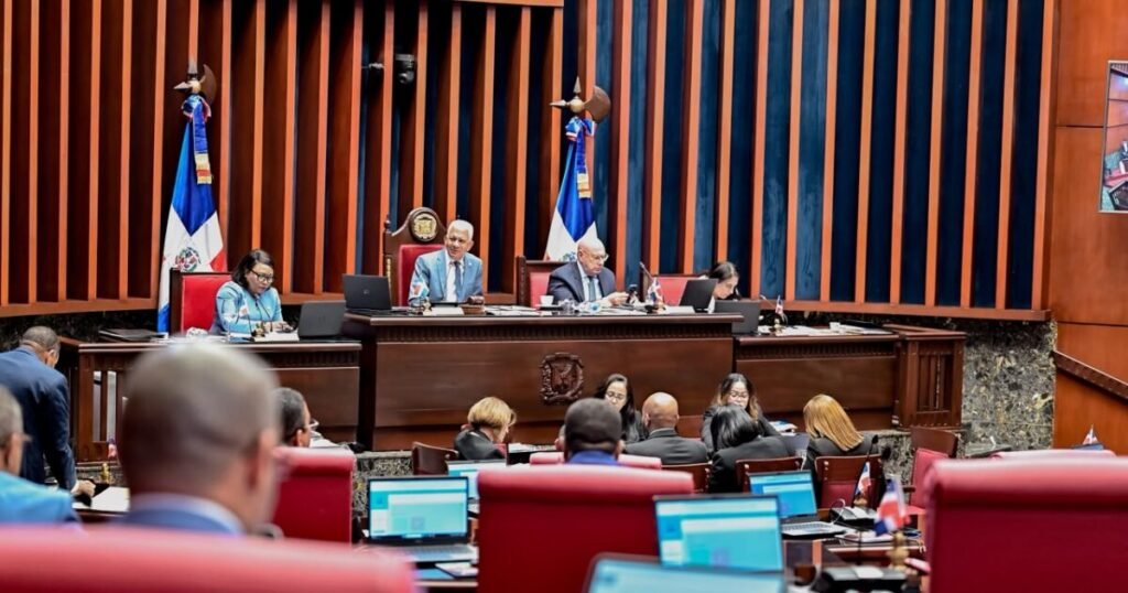 Senado aprueba de urgencia reforma de residuos y deja abiertas dudas sobre nuevas cargas y su aplicación