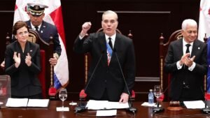 Abinader combinó anuncios de alto perfil con reclamos pendientes en su rendición de cuentas