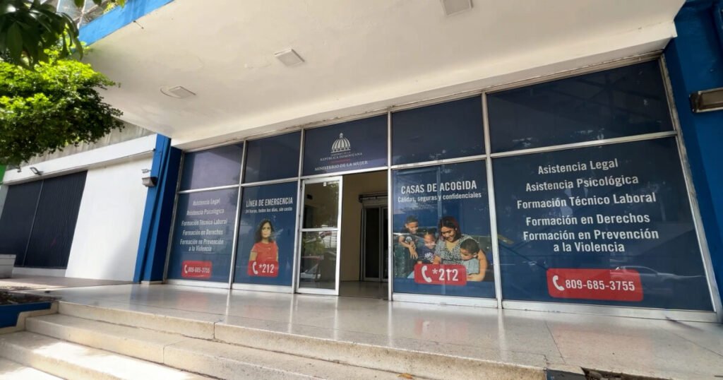 Ministerio de la Mujer traslada a los medios la urgencia de visibilizar rutas de ayuda ante la violencia