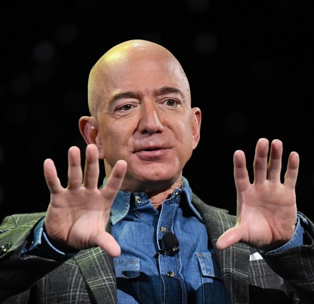 Bezos sitúa el medioambiente como la gran excepción al progreso y propone trasladar la contaminación al espacio