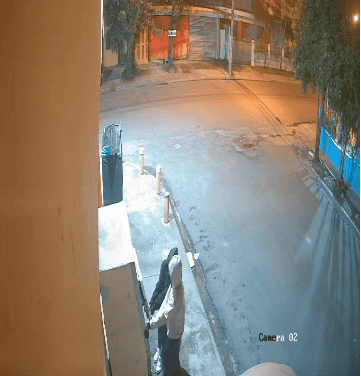 Robo en barbería de Alma Rosa II vuelve a encender preocupación por la seguridad en Santo Domingo Este
