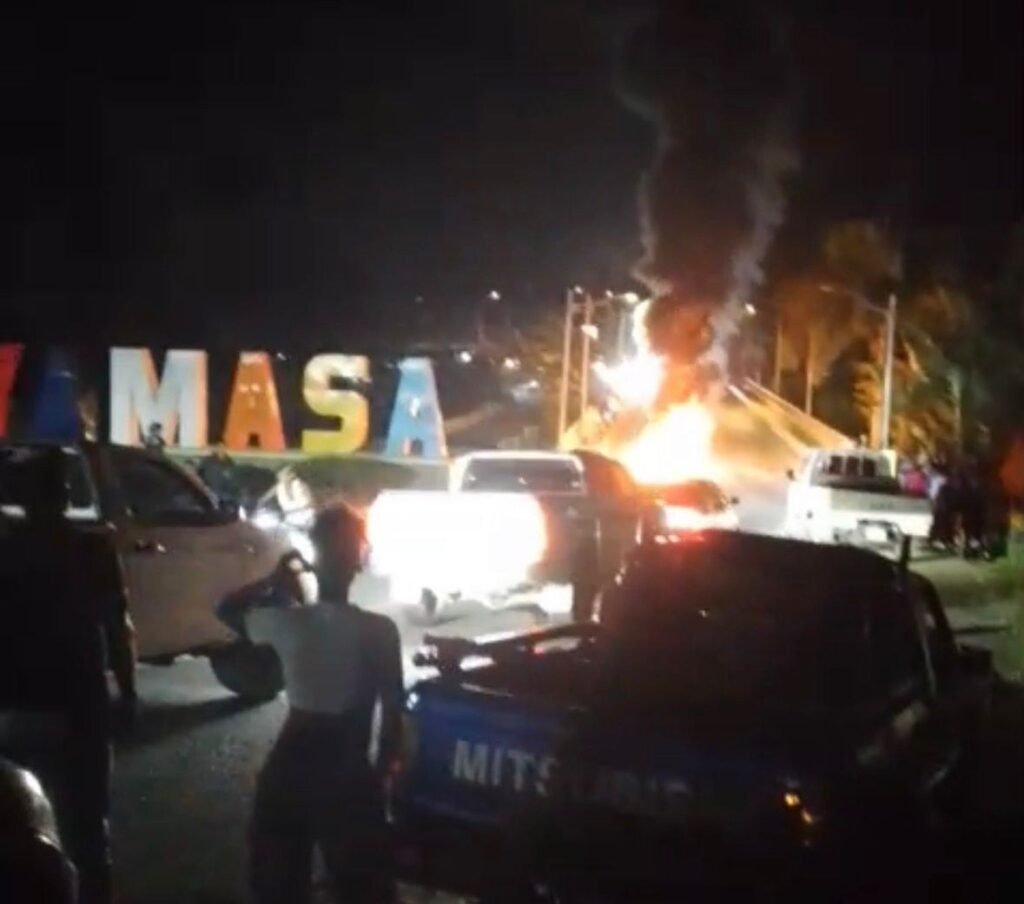 Protesta en Yamasá por apagón de más de cinco días y falta de respuesta oficial