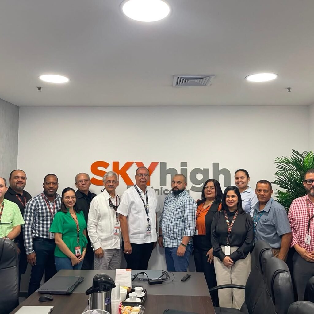 Sky High inaugura en Santo Domingo su centro de entrenamiento con la seguridad aérea como eje