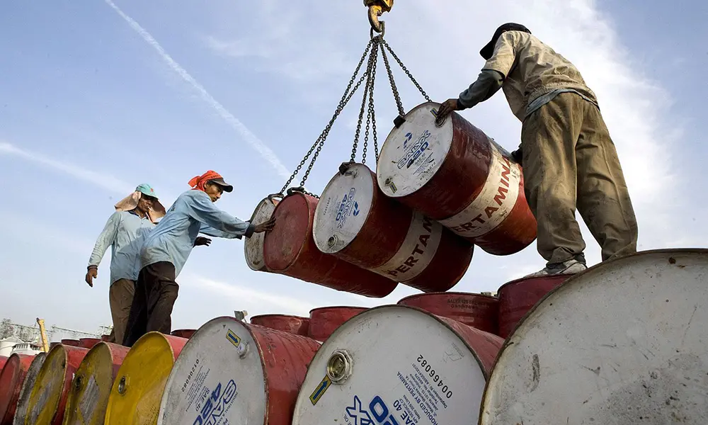 El WTI cede terreno, pero Ormuz sigue marcando el pulso del mercado petrolero