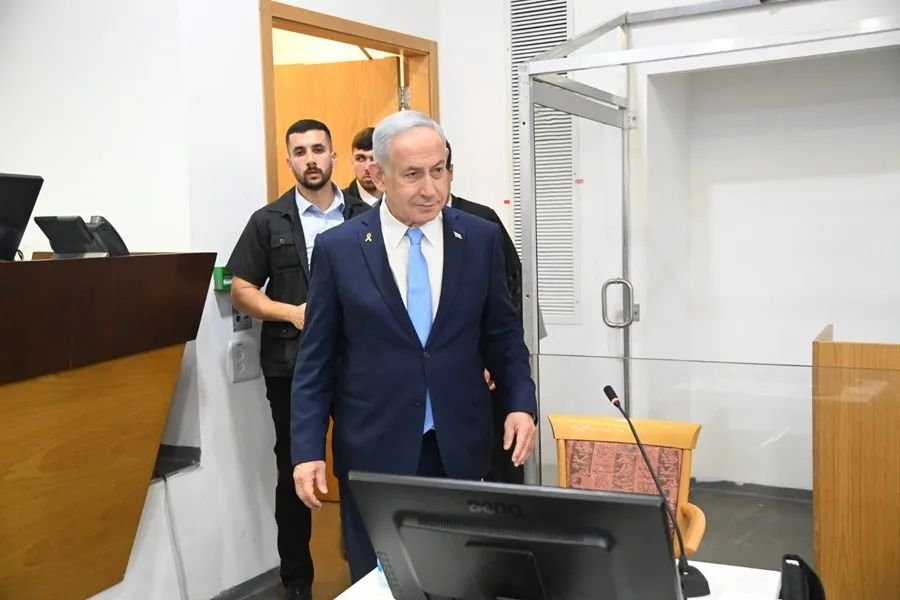 Netanyahu arremete contra la Fiscalía al cerrar su testimonio en el juicio por corrupción