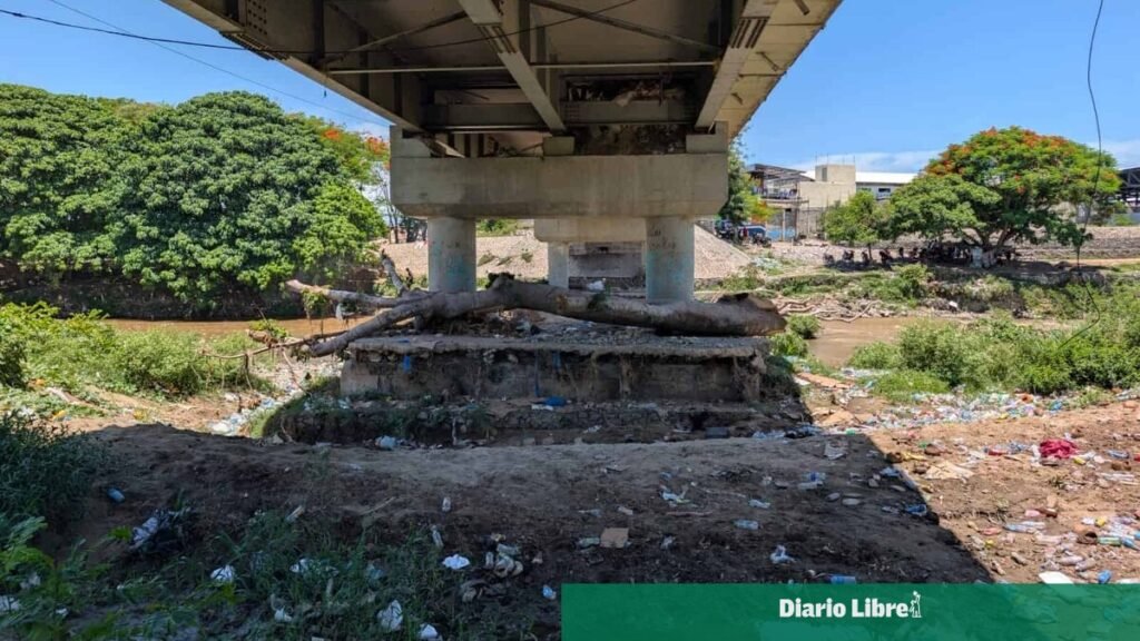 Vecinos y conductores advierten sobre el deterioro del puente Masacre y piden acción de Obras Públicas