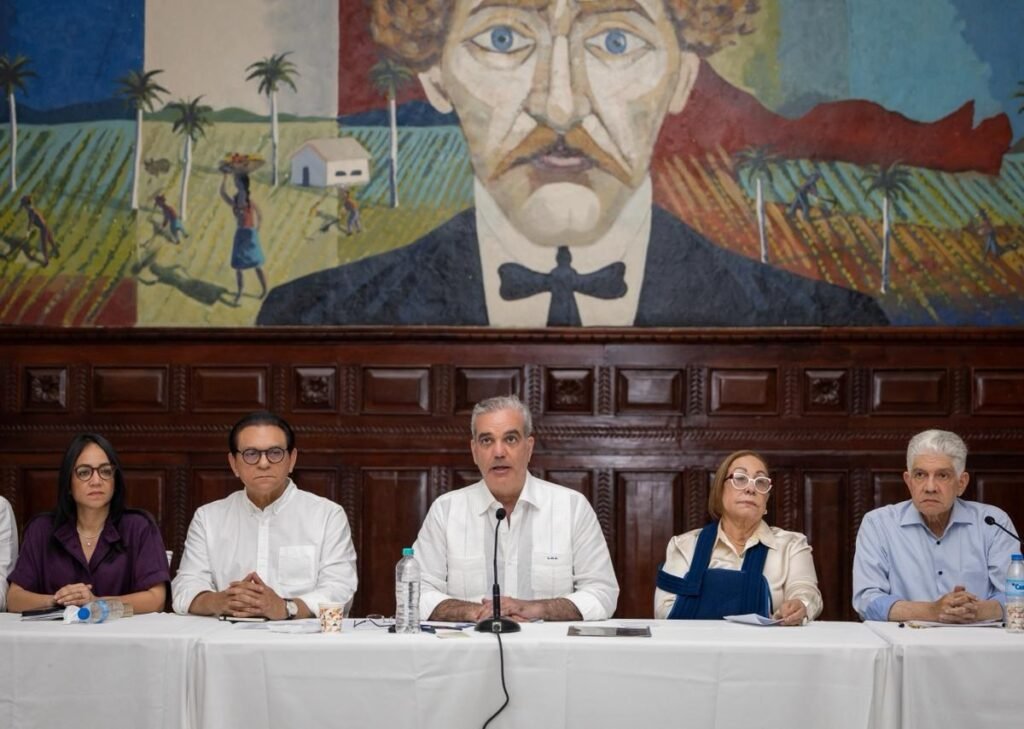 Abinader encabezará en Santiago un Consejo de Ministros para revisar obras y demandas locales