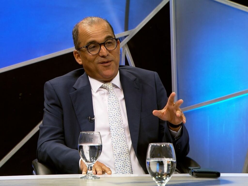 Rodríguez Huertas pone en duda la solidez de los controles públicos y cuestiona la nómina estatal