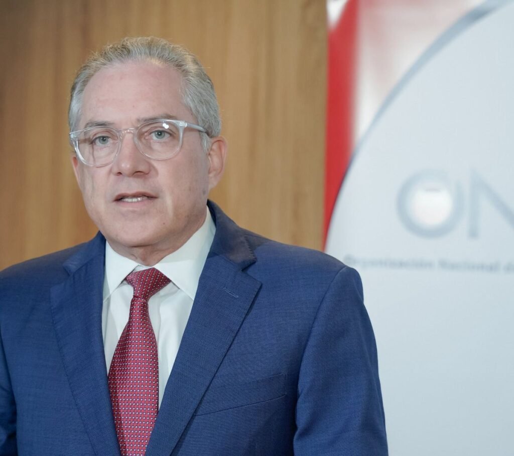 Gobierno recibe objeciones a su propuesta fiscal por posible aliento a la informalidad y ausencia de controles