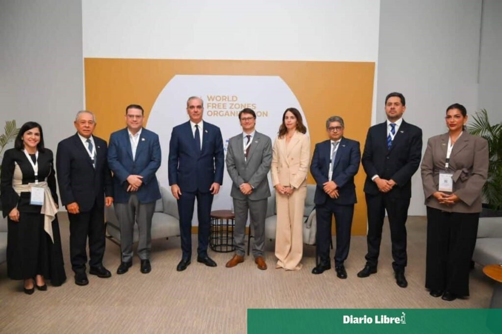 Anuncio de US$100 millones de DP World reactiva presión por resultados concretos en la estrategia logística oficial