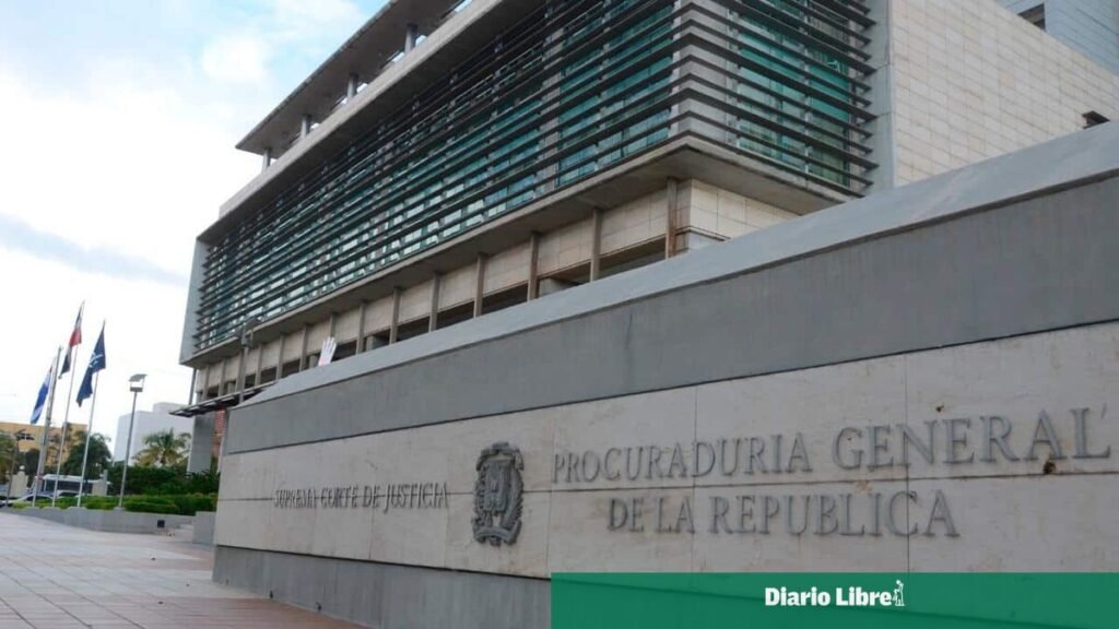 Primera sentencia de extinción de dominio expone que el contrabando seguía operando con vehículos en La Vega