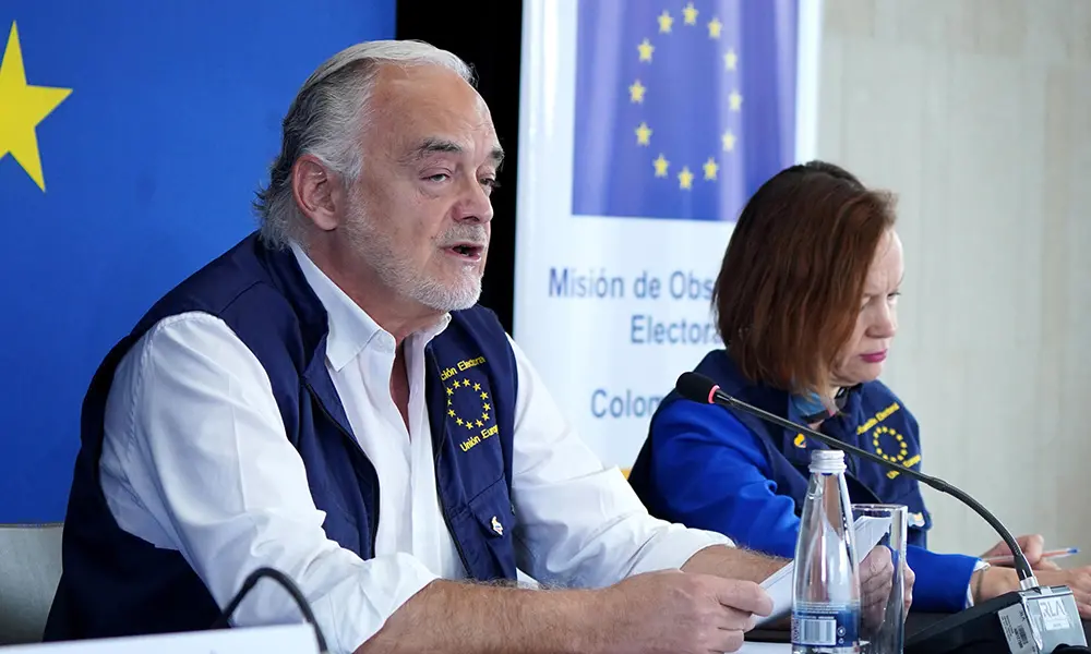 La UE descarta fraude en Colombia, aunque siguen las dudas por las denuncias y el proceso