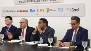 Empresarios piden remover trabas y apuntalar la reactivación ante menor ritmo económico