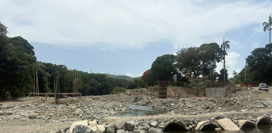 Crece la presión por el deterioro del Camú entre denuncias de extracción ilegal, basura y tala