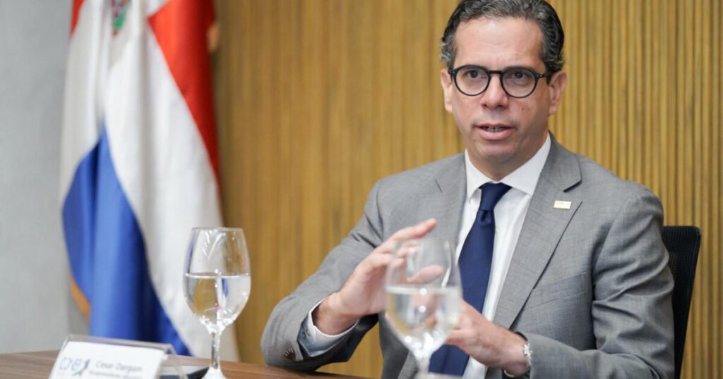 Respaldo empresarial no borra pesquisa de EEUU que coloca a RD bajo escrutinio laboral