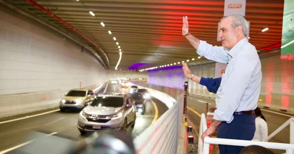Abinader estrena el túnel de Plaza de la Bandera y el Gobierno lo exhibe como prueba de gestión en movilidad