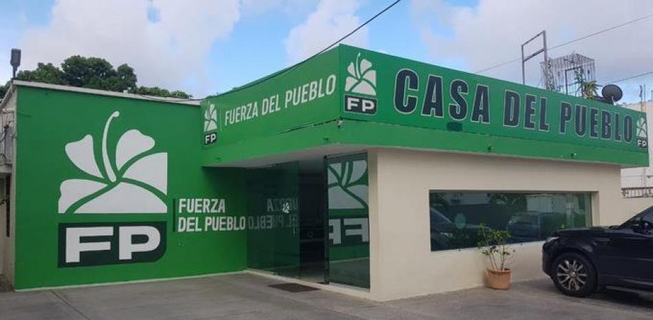 Fuerza del Pueblo cuestiona nuevos préstamos por más de US$465 millones y exige revisar su impacto real