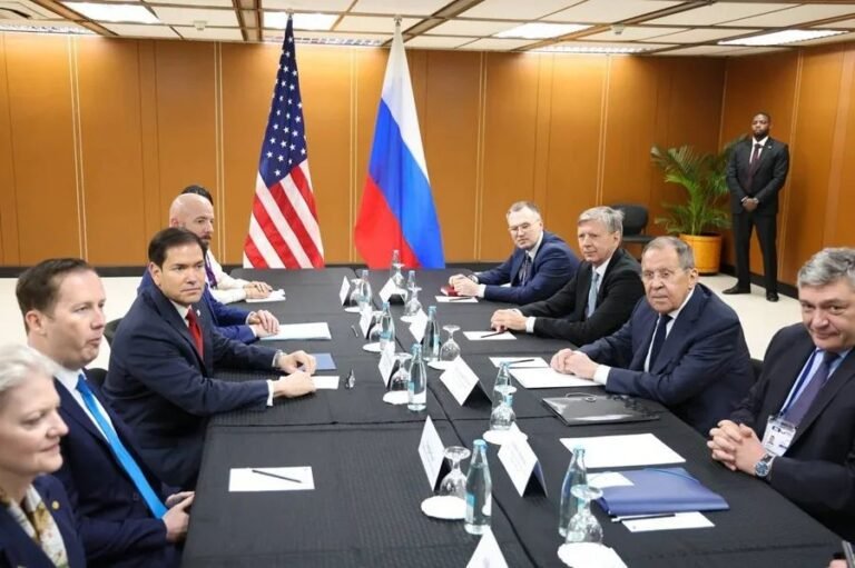 Rubio y Lavrov retoman contactos en Manila sin despejar las opacidades que rodean la salida a la guerra en Ucrania