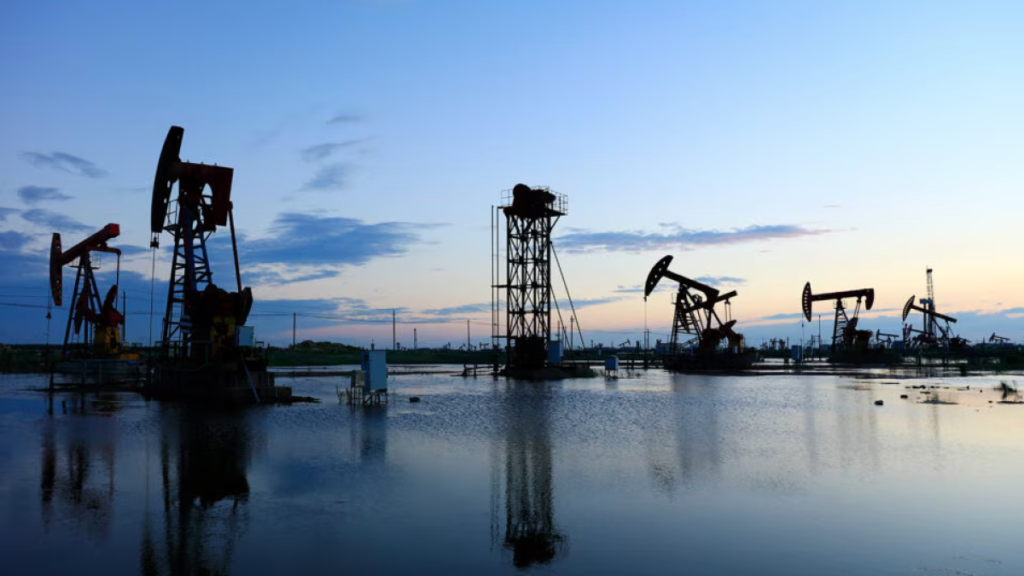 El WTI se desploma 7.5 % tras señales de diálogo entre EE.UU. e Irán