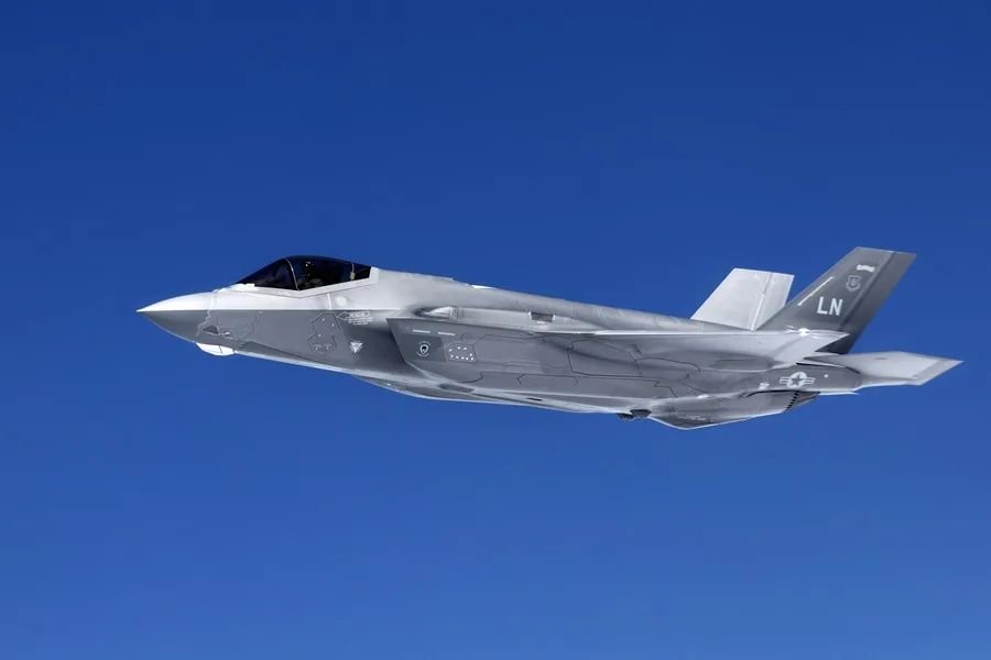 EE.UU. reanuda los bombardeos sobre Irán en el octavo día de ataques y crece la presión sobre Trump