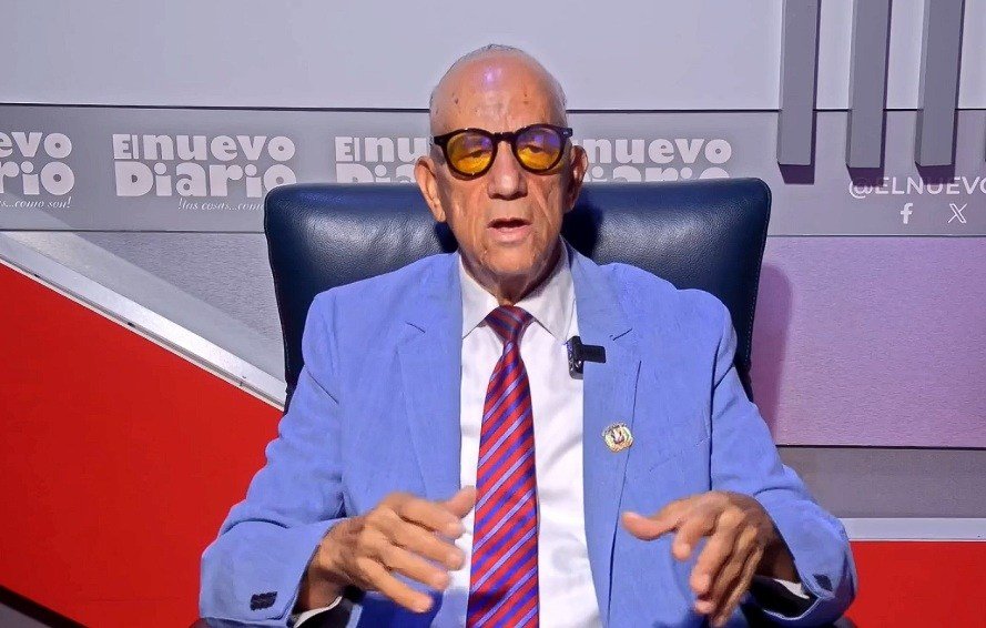 Luis de León atribuye al Gobierno un “retroceso prácticamente total” y alerta sobre el rumbo institucional del país