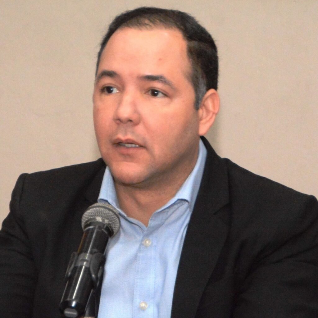 Pujols sale en defensa de Ventura Camejo y traslada al Gobierno la presión por el registro de servidores públicos