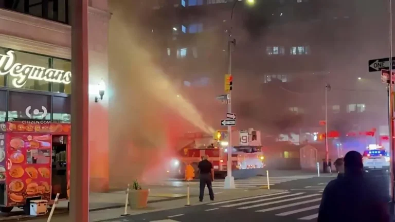 14 heridos por un incendio en un tren de trabajo del metro de Nueva York