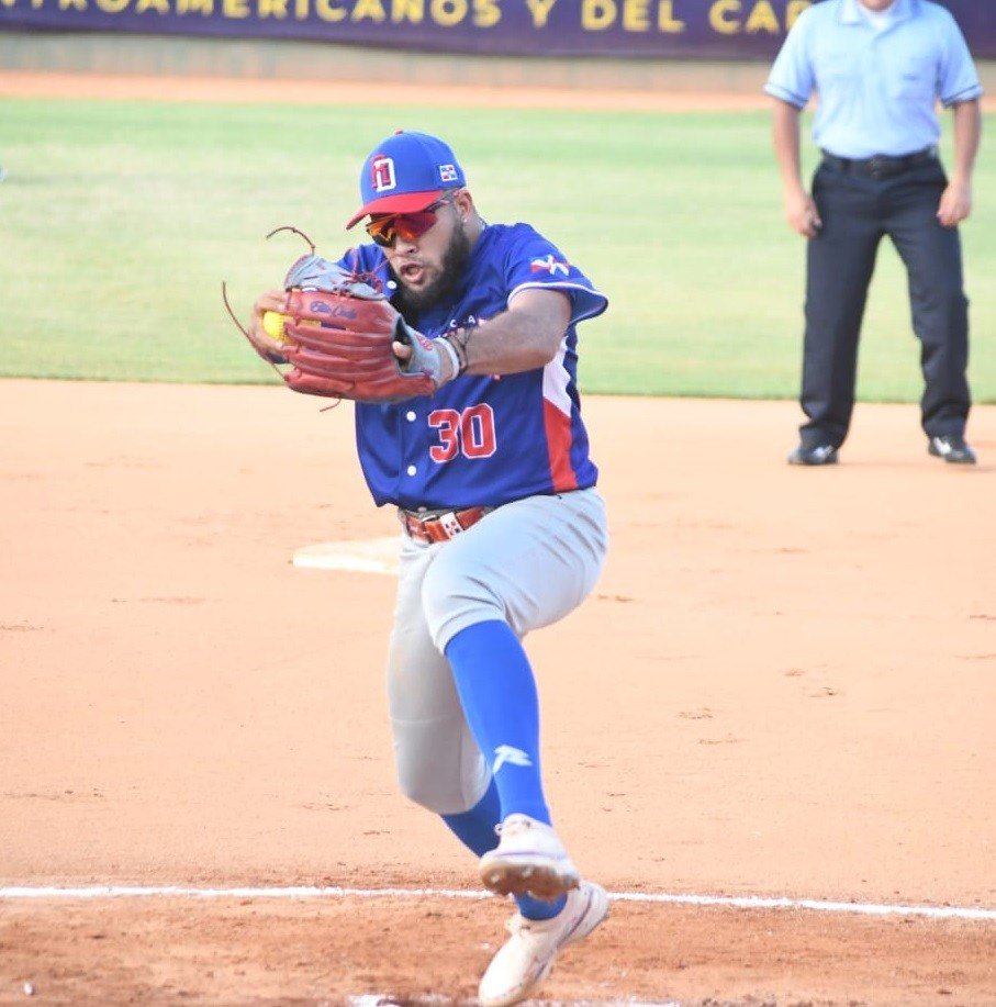 Suriel repite la hazaña, pero Dominicana aún camina sobre una tabla abierta