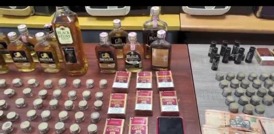 Allanamientos en Puerto Plata destapan juegos clandestinos y otros hallazgos en tres negocios